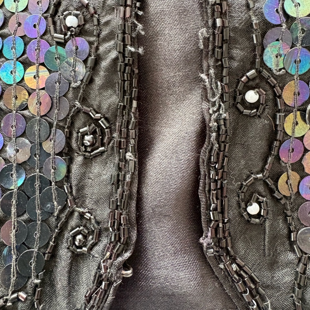 Embellished vest - Picture 8 of 8